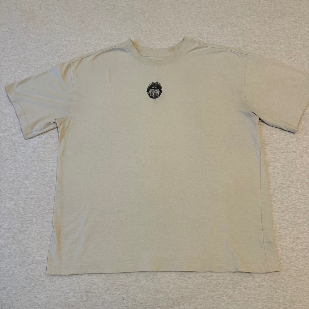 PRIME ESSENTIALS Mens‎ Graphic T Shirt Lips Mouth Print Short Sleeve Tan Medium